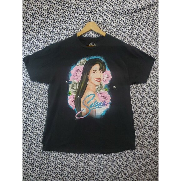 Selena Com Una Flor Black T-Shirt Men's Size XL NEW NWOT - Picture 12 of 13